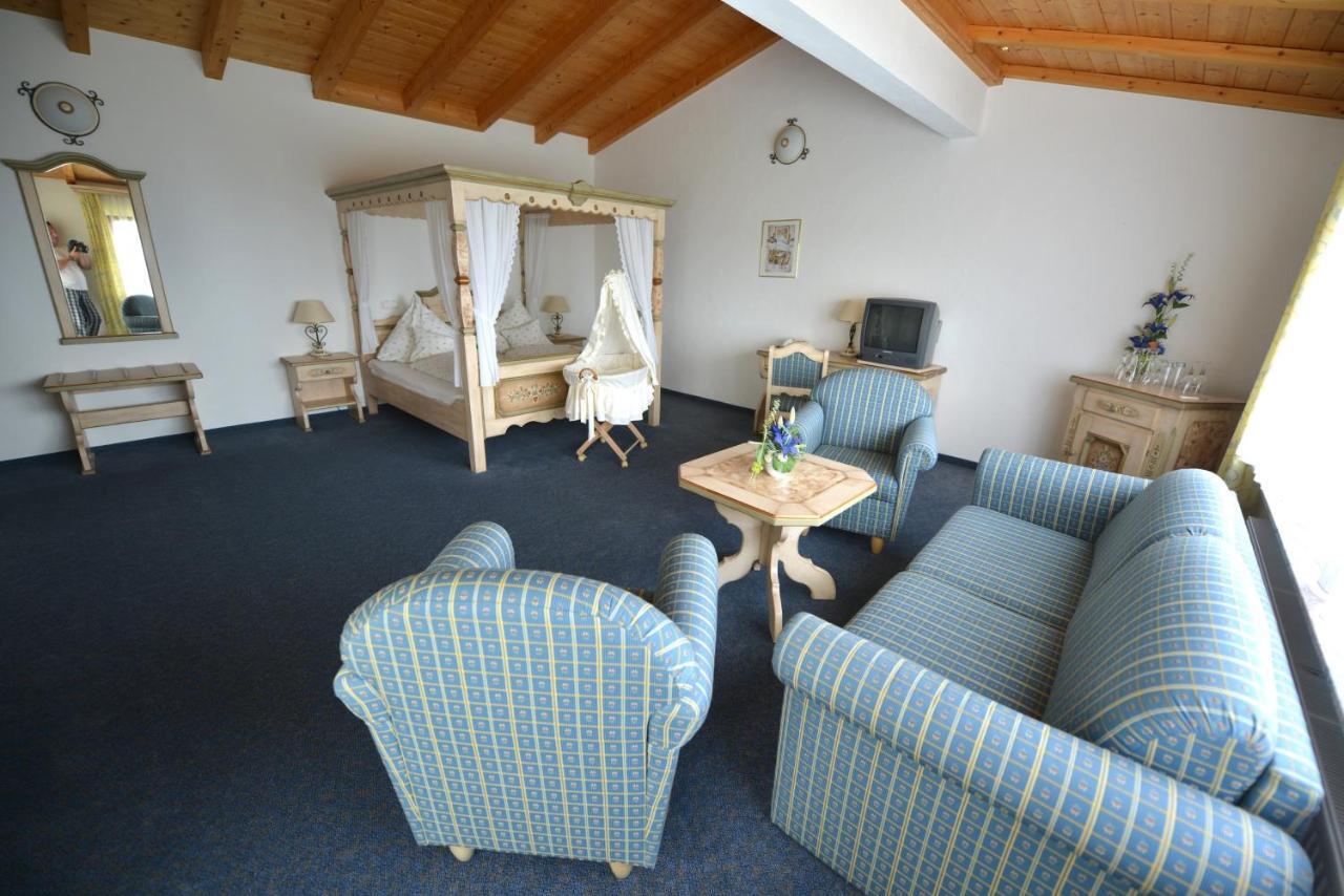 Landhaus Waldfrieden Tengen 部屋 写真